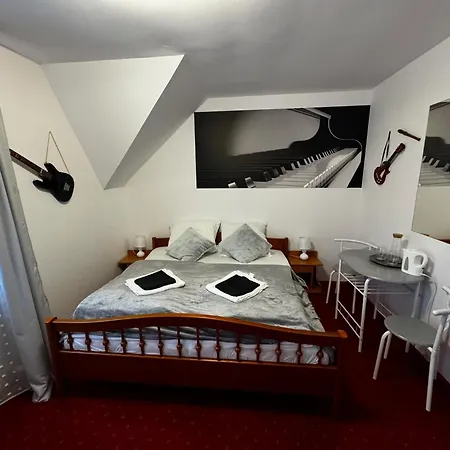 فندق Butik 350m Od Plazy *