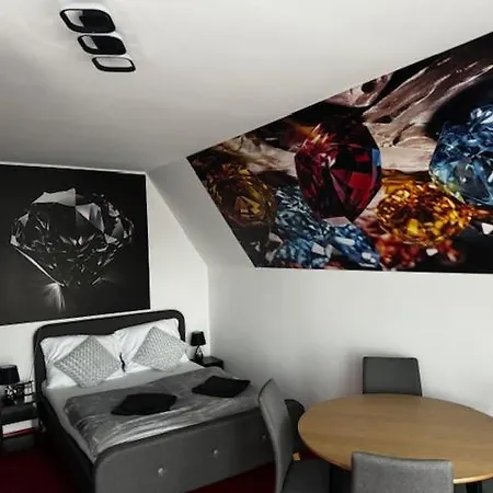 Dw Butik Hotel 300M Od Plazy *