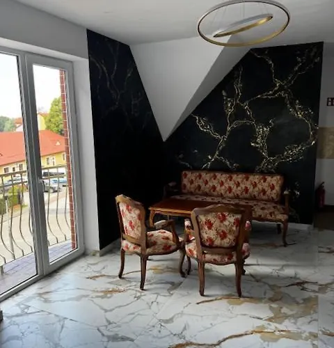 Butik 350m Od Plazy Hotel